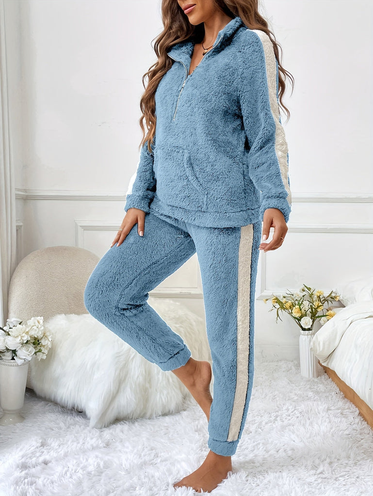 Wolff | Pyjama Set für Frauen aus Plüsch