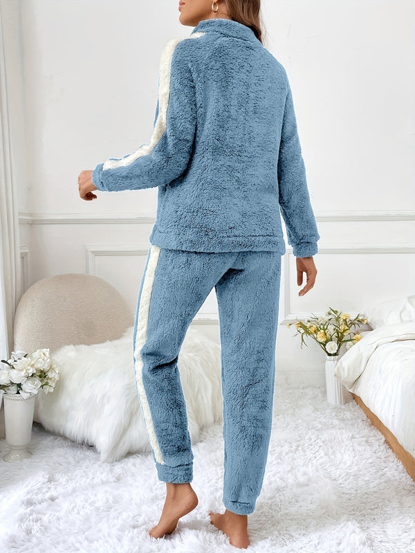 Wolff | Pyjama Set für Frauen aus Plüsch