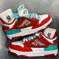 WW | Bunte Sneakers mit einzigartigen Details