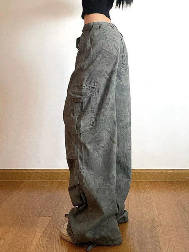 WW | Camo Print Raffung Multitaschen Bundfuß Cargo Jeans