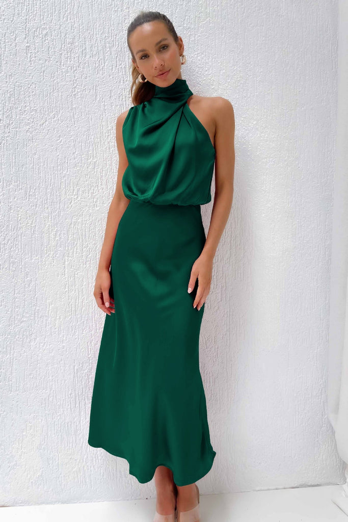 WW | Langes Satinkleid Mit Neckholder Ausschnitt Elegant, Fließend & Ideal Für Besondere Anlässe