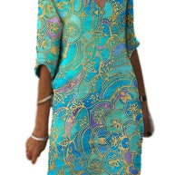WW | Lässiges Farbenfrohes Paisley-Inspiriertes Kleid mit Dreiviertelärmeln und V-Ausschnitt