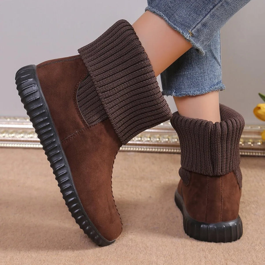 WW | Flache Und Gestrickte Stiefeletten