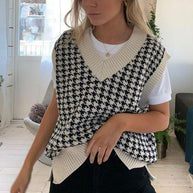 STRICKPULLOVER-WESTE