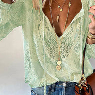 WW - Exklusive Bluse mit Spitzenverzierungen