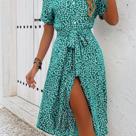 WW | Elegantes Midikleid mit Blumen und Gürtel, Kurze Ärmel, Knopfverschluss