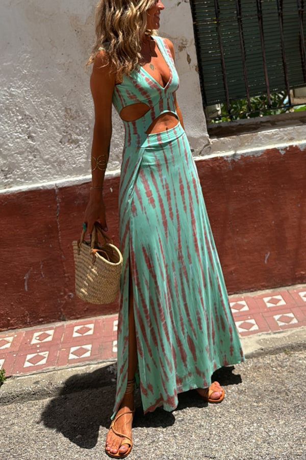 W&W Mode | Eleanor Tie Dye Kleid Elastisch, Modern & Stilvoll Mit Cut Out Design