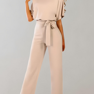 WW | Wunderschön passender Jumpsuit mit halblangem