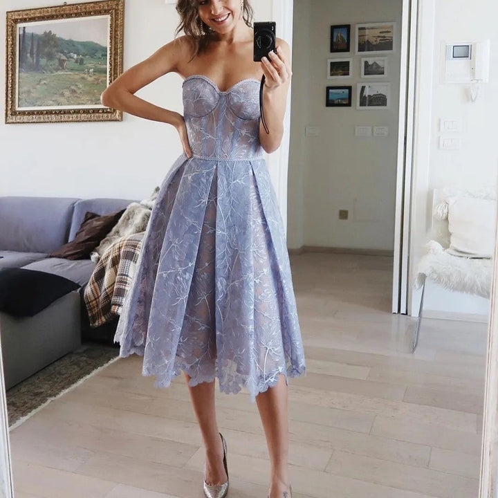 Damen trägerloses Spitzen-Midikleid mit Korsettoberteil