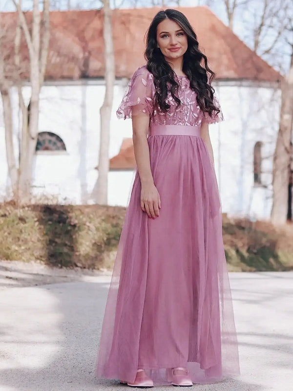 Damen Abendkleid in Maxilänge mit funkelnden Mesh-Blattmotiven
