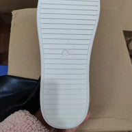 WW | Flache Stiefel für Frauen