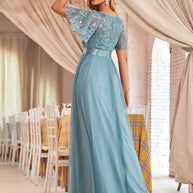 WW | Glänzendes Netz Blütenblattkleid Glänzendes Abendkleid