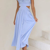 Midikleid mit Ausschnitt