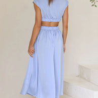 Midikleid mit Ausschnitt