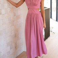 Midikleid mit Ausschnitt