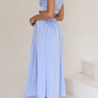 Midikleid mit Ausschnitt