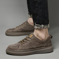 WW | Wildleder Low Top Sneaker