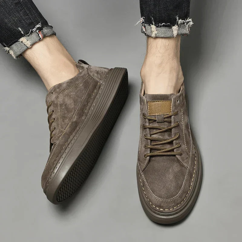 W&W Mode | Wildleder Low Top Sneaker