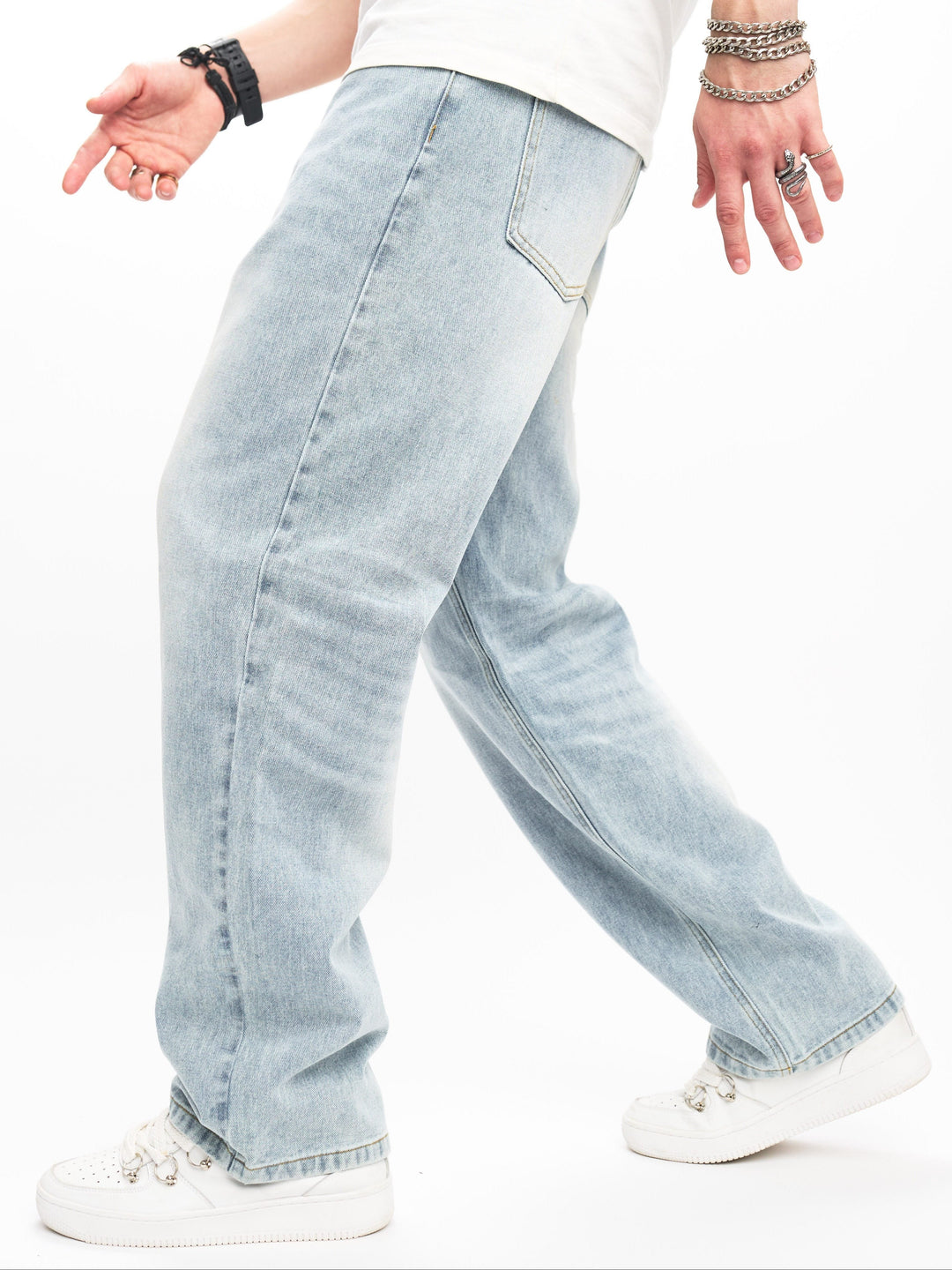 W&W Mode | Bequeme Herrenjeans Mit Lockerer Passform