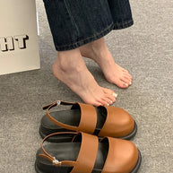 Sandalen mit geteilter Spitze