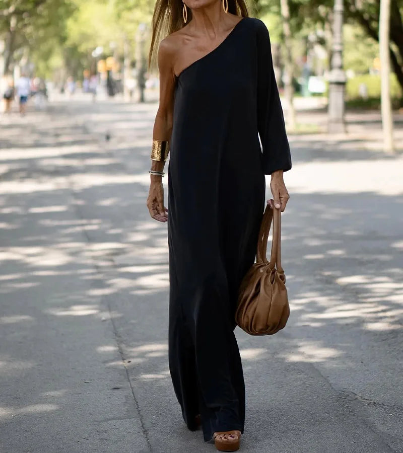 WW | Fluide Off-Shoulder Maxi-Kleid