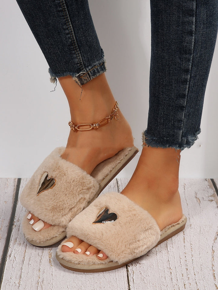 W&W Mode | Hausschuhe - Damen Hausschuhe mit Herzdetail und offenen Zehen