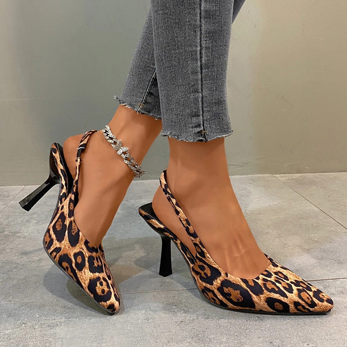 WW | Damen Schwarze Kitten Heels Elegant