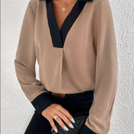 WW Damen-Shirt mit V-Kragen und Kontrastfarben