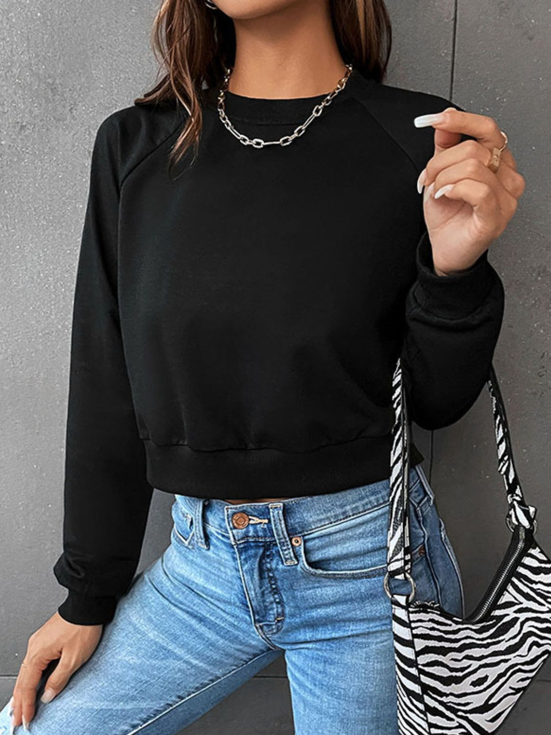 W&W Mode | Stilvolle Winter Streetwear Kürzer Pullover Für Frauen