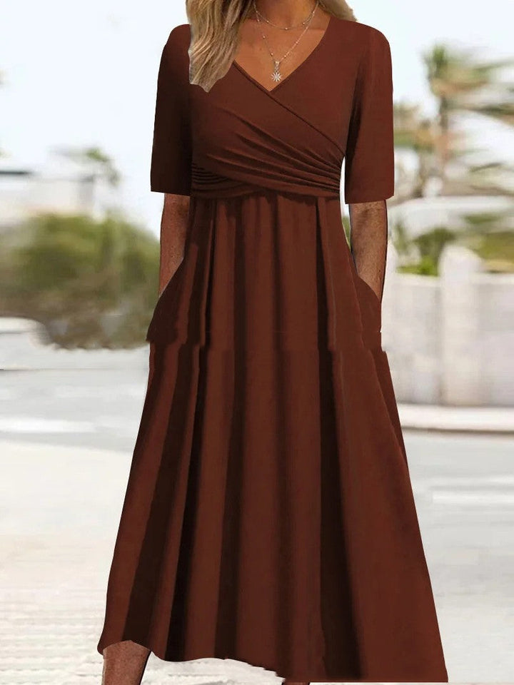 W&W Mode | Blaues, Schlichtes Midikleid Mit V-ausschnitt