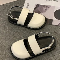Sandalen mit geteilter Spitze