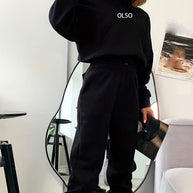 WW | Oslo Damen Set – Zweiteiliges Set aus Kapuzenpullover und Sweatpants für lässigen Stil und maximalen Komfort.
