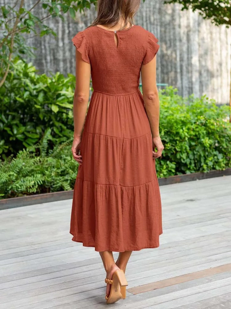 W&W Mode | Elegantes Plissiertes Lagenkleid mit Kurzen Ärmeln