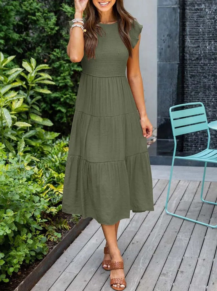 W&W Mode | Elegantes Plissiertes Lagenkleid mit Kurzen Ärmeln
