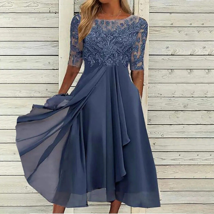 W&W Mode | Stilvolles Kleid Mit Zarter Spitze