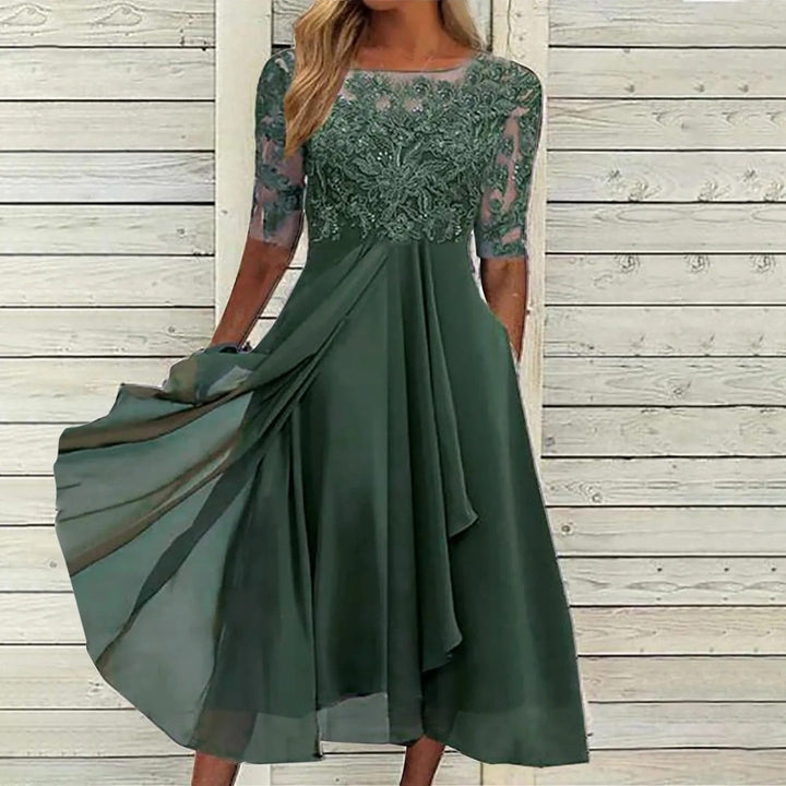 W&W Mode | Stilvolles Kleid Mit Zarter Spitze