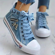 WW | Urbaner Trend Sneaker-Jeans-Look & Reißverschluss