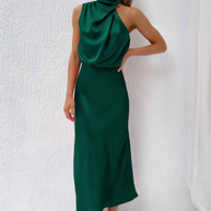 WW | Elegantes Midikleid Mit Asymmetrischem Rundhalsausschnitt