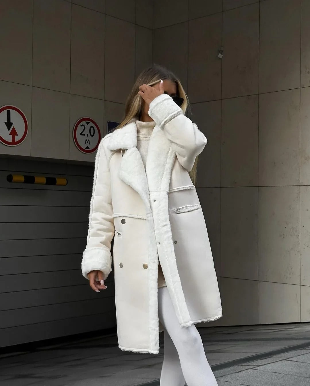 W&W Mode | Lockere Teddyjacke Aus Lammwolle Mit Lässigem Kragen