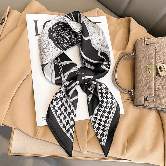 WW | Elegante Seidene Damen Schal Weicher Und Raffinierter Touch