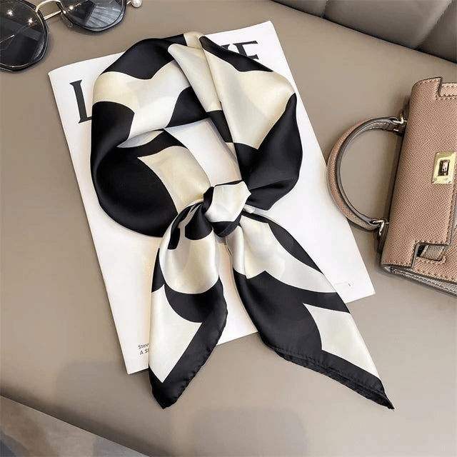 WW | Elegante Seidene Damen Schal Weicher Und Raffinierter Touch