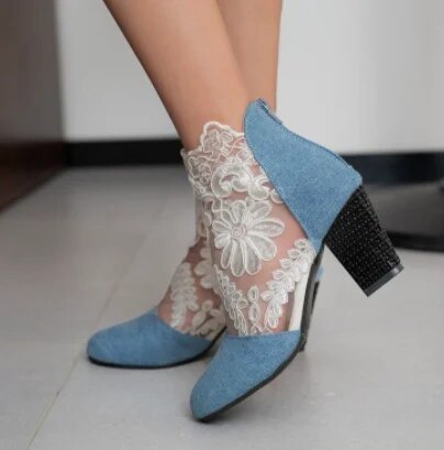 W&W Mode - Sandalen mit Spitzenblumen