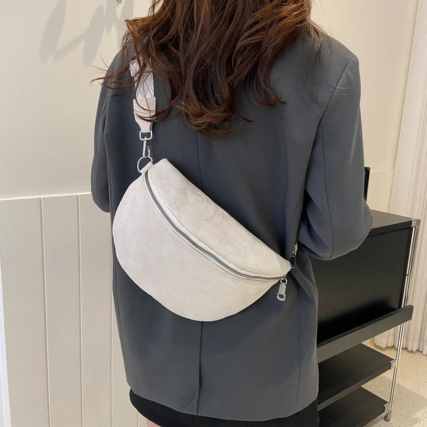 WW - Luxuriöse Brusttasche