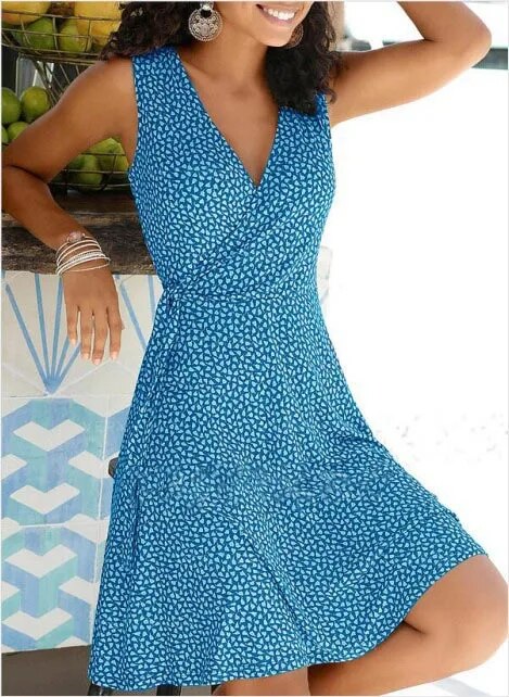 W&W Mode - Ärmelloses Kleid mit V-Ausschnitt