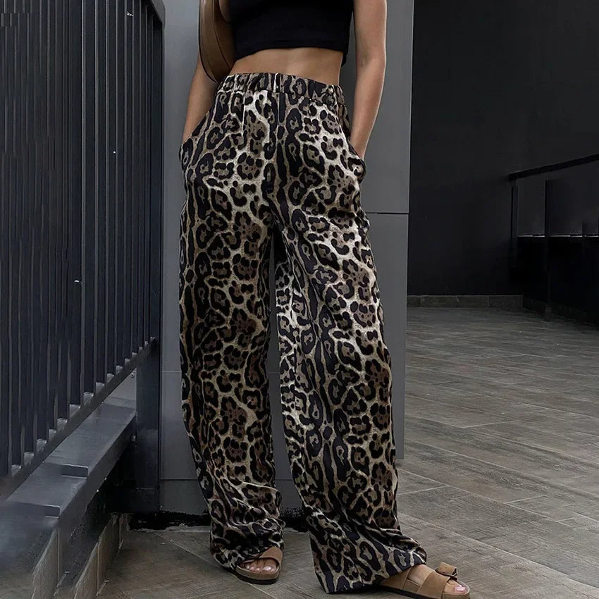 WW | Weite Hose mit Leopardenmuster