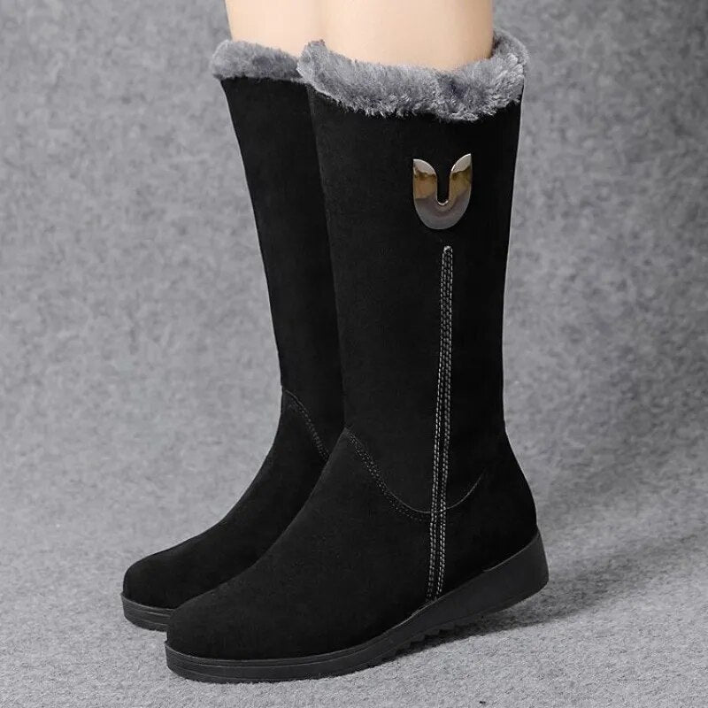 WOLFF - Elegante flache Damenstiefel für Freizeitaktivitäten und Winterbekleidung