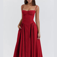 WW | Taillenformendes Sommerkleid