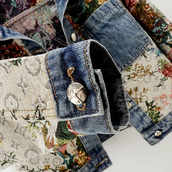 WW | Jeansjacke mit Blumen