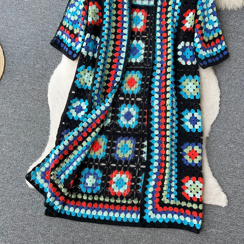 WW | Gehäkelte Lange Granny Square Strickjacke