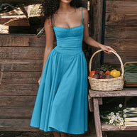 WW | Taillenformendes Sommerkleid